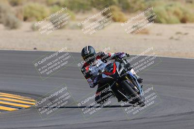 media/Oct-08-2022-SoCal Trackdays (Sat) [[1fc3beec89]]/Turn 10 (945am)/